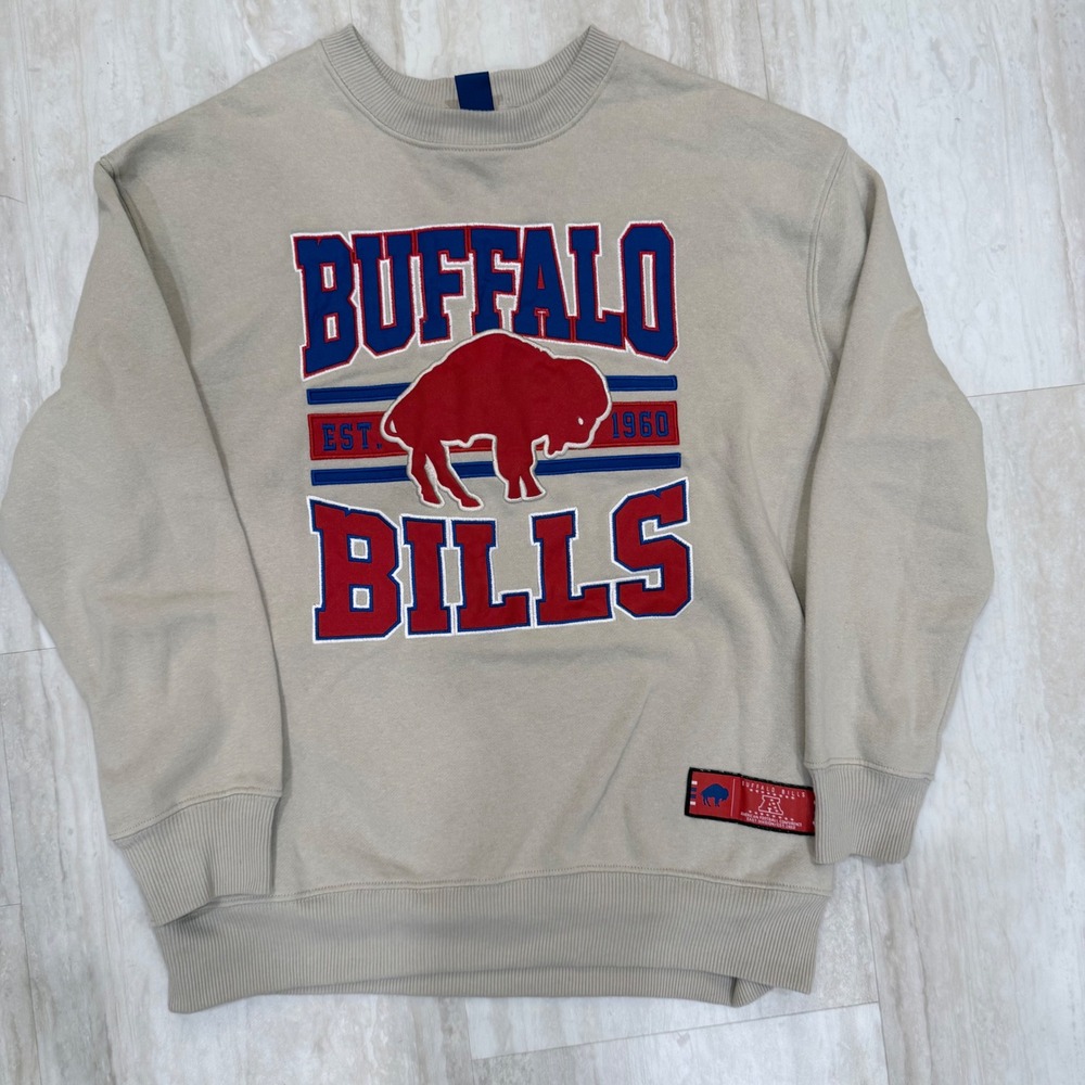 NFL Buffalo Bills Crewneck Sweatshirt Tan Embroidered Logo Mens Medium Unisex